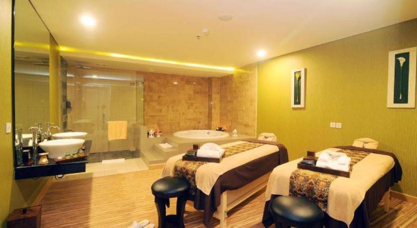 Golden Tulip Galaxy Hotel Banjarmasin Banjarmasin  Luaran gambar