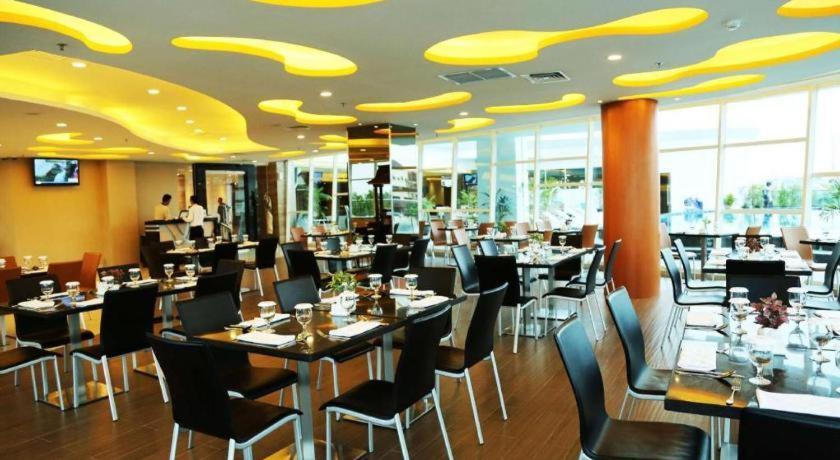 Golden Tulip Galaxy Hotel Banjarmasin Banjarmasin  Luaran gambar