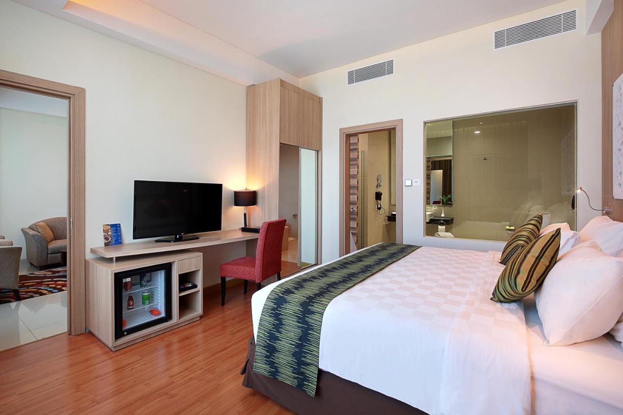 Golden Tulip Galaxy Hotel Banjarmasin Banjarmasin  Luaran gambar